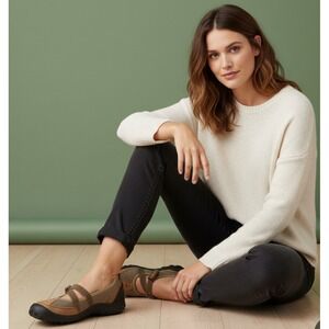 Privo by Clarks Mary Jane Flats Women 7M Brown Tan Leather Mesh Comfort‎ 76599